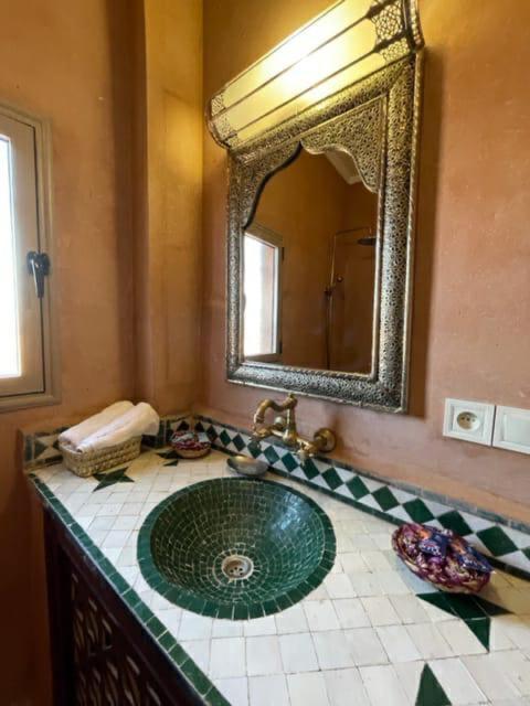 Riad Belvedere Ouzina 外观 照片